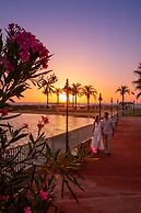 Oz Hotels İncekum Beach Resort