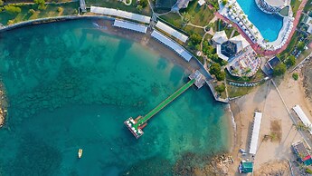 Oz Hotels İncekum Beach Resort