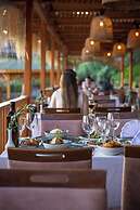 Oz Hotels İncekum Beach Resort