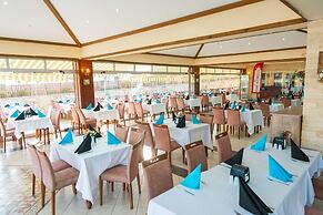 Oz Hotels İncekum Beach Resort