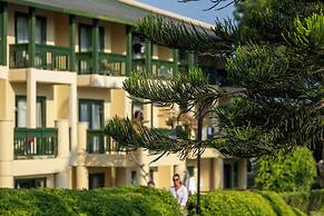 Oz Hotels İncekum Beach Resort