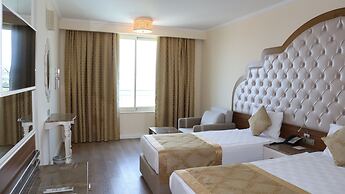 Oz Hotels Side Premium