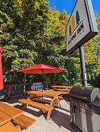 Alpine Inn & Suites