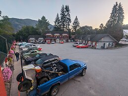 Alpine Inn & Suites