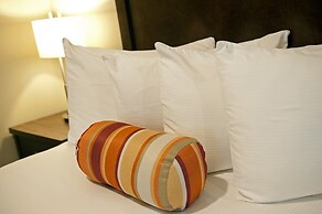 Alpine Inn & Suites