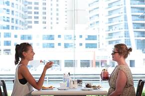 Pearl Marina Hotel Apartments