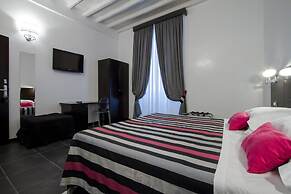 Navona Elite