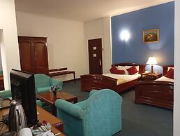 Hotel Sapphire