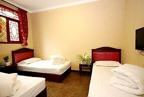 Leo Hostel