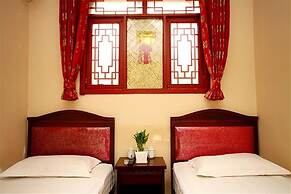 Leo Hostel