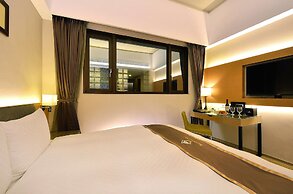 Tsun Huang Hotel
