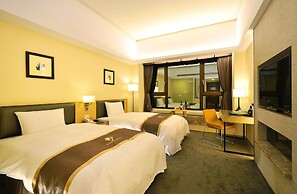 Tsun Huang Hotel
