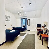 Senate Hotel