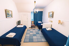 Senate Hotel