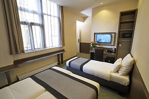 Hotel The Bird