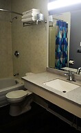 Stratford Suburban Motel