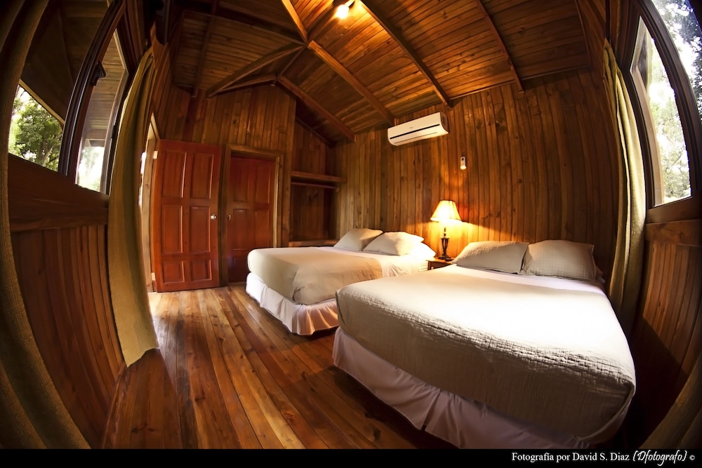 Pulhapanzak Waterfalls Cabins