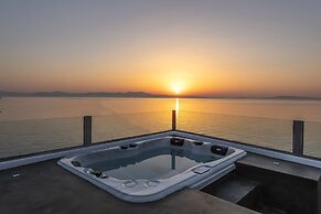 Paraskevas Beach Hotel