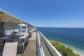 Paraskevas Beach Hotel