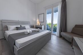 Paraskevas Beach Hotel