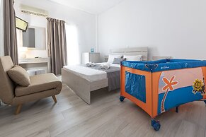 Paraskevas Beach Hotel