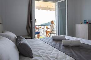 Paraskevas Beach Hotel