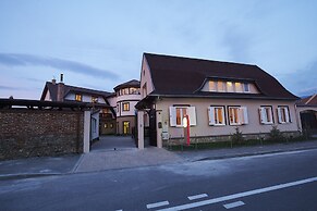 Conacul Ambient