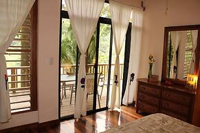 Villas Pico Bonito