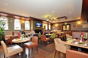 Maples House Hotel