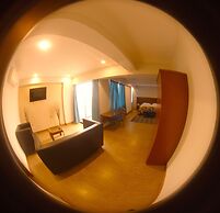 Hotel Esencia Suites