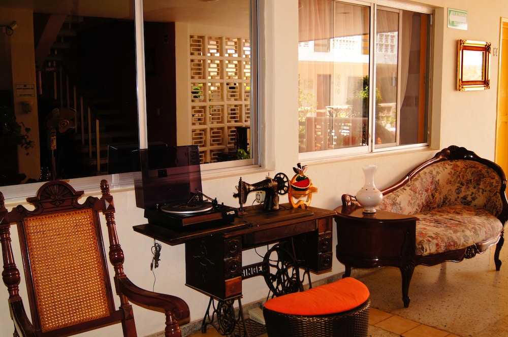 Hotel Mary Carmen