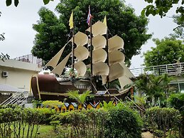Nautical Inn
