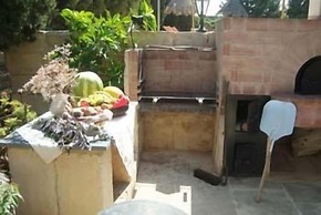 Ta' Bertu Host Family Bed & Breakfast