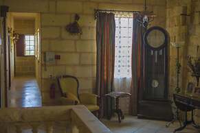 Ta' Bertu Host Family Bed & Breakfast