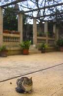 Ta' Bertu Host Family Bed & Breakfast