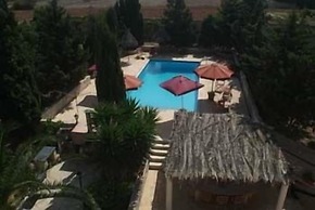 Ta' Bertu Host Family Bed & Breakfast