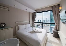 Serenotel Pattaya Beach Front