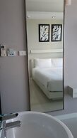Serenotel Pattaya Beach Front
