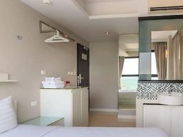 Serenotel Pattaya Beach Front