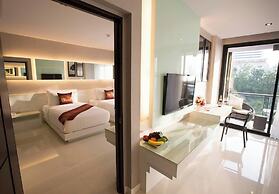 Serenotel Pattaya Beach Front
