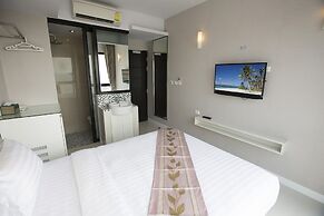Serenotel Pattaya Beach Front