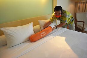 HARRIS Hotel & Conventions Bekasi