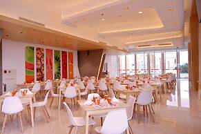 HARRIS Hotel & Conventions Bekasi