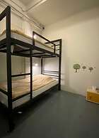 Gotum Hostel 2 at Thalang Road