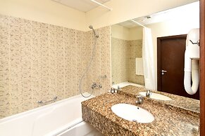 Arabella Beach Hotel