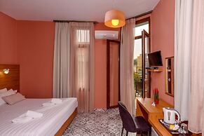 TheJoy Hotel
