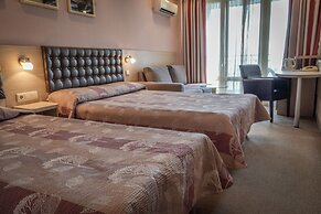 Hotel Sandy Beach