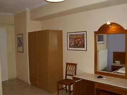 Hotel Cybele