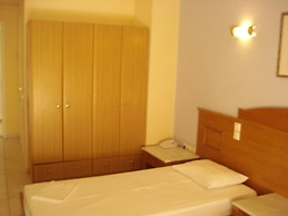 Hotel Cybele