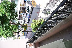 Deeps Hostel